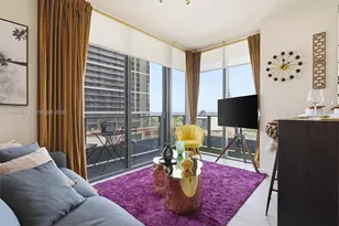 121 NE 5th St, Miami, FL 33132 - Photo 1