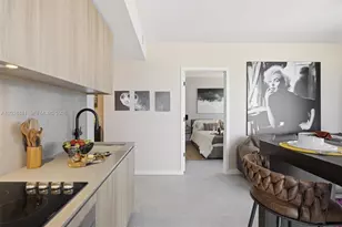 121 NE 5th St, Miami, FL 33132 - Photo 9
