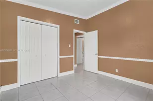 3651 W 2nd Ct, Hialeah, FL 33012 - Photo 25