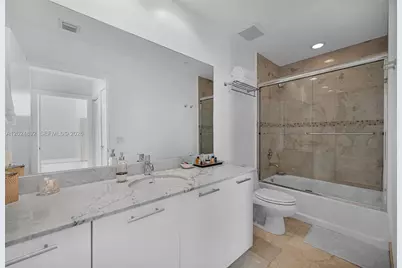 950 Brickell Bay Dr #4204, Miami, FL 33131 - Photo 15