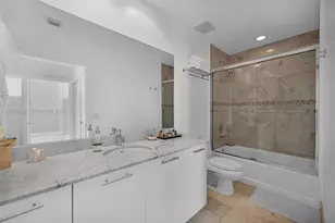 950 Brickell Bay Dr, Miami, FL 33131 - Photo 15