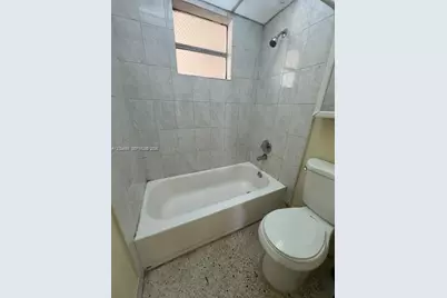 525 W 69th St #101, Hialeah, FL 33014 - Photo 15
