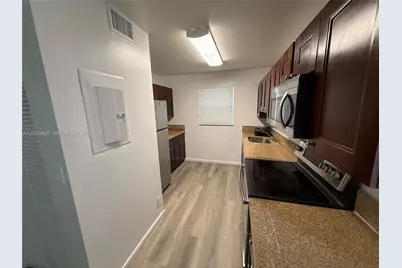 6921 Pembroke Rd #6927, Pembroke Pines, FL 33023 - Photo 11