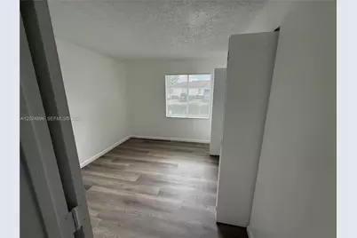 6921 Pembroke Rd #6927, Pembroke Pines, FL 33023 - Photo 5