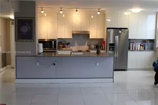 4200 Hillcrest Dr, Hollywood, FL 33021 - Photo 19
