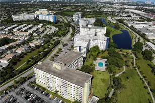 4200 Hillcrest Dr, Hollywood, FL 33021 - Photo 33