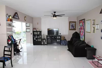 4200 Hillcrest Dr #820, Hollywood, FL 33021 - Photo 5
