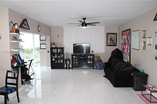 4200 Hillcrest Dr, Hollywood, FL 33021 - Photo 5