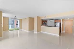 244 Biscayne Blvd, Miami, FL 33132 - Photo 3