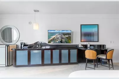 4391 Collins Ave #1001, Miami Beach, FL 33140 - Photo 7