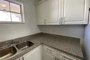 2460 Taylor St, Hollywood, FL 33020 - Photo 9