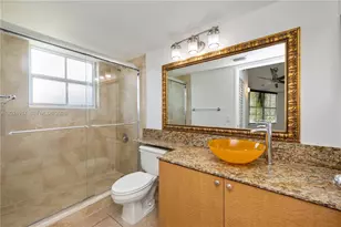 19501 E Country Club Dr, Aventura, FL 33180 - Photo 13
