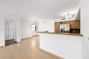 19501 E Country Club Dr, Aventura, FL 33180 - Photo 7