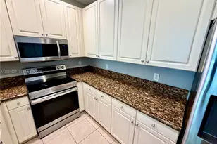 3909 White Peacock Ln, Coconut Creek, FL 33073 - Photo 11