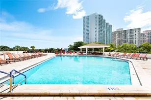 20515 E Country Club Dr, Aventura, FL 33180 - Photo 41