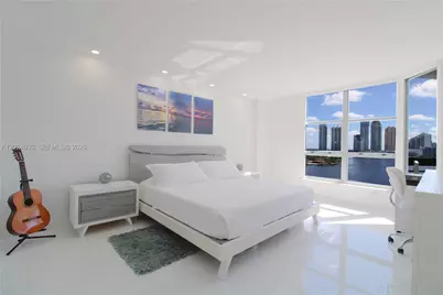 3600 Mystic Pointe Dr #1115, Aventura, FL 33180 - Photo 17