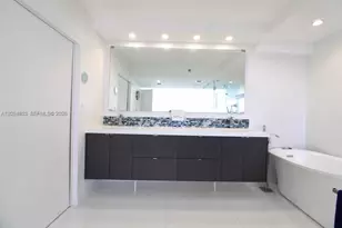 3600 Mystic Pointe Dr, Aventura, FL 33180 - Photo 21