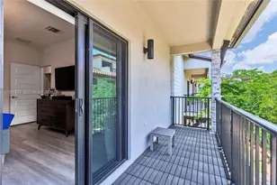 4838 NW 83rd Pkwy, Doral, FL 33166 - Photo 9