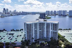 3600 Mystic Pointe Dr, Aventura, FL 33180 - Photo 49