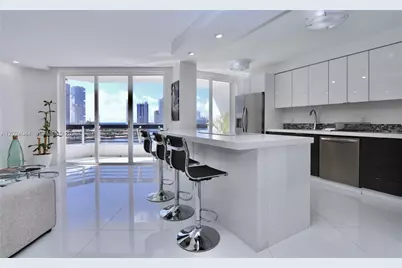 3600 Mystic Pointe Dr #1115, Aventura, FL 33180 - Photo 5
