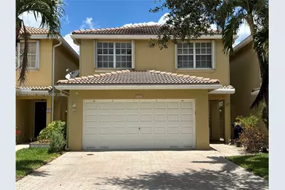9283 NW 54th St, Sunrise, FL 33351 - Photo 3