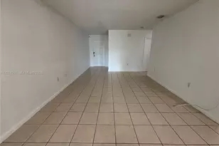 9283 NW 54th St, Sunrise, FL 33351 - Photo 5