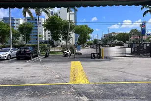 5055 NW 7th St, Miami, FL 33126 - Photo 35