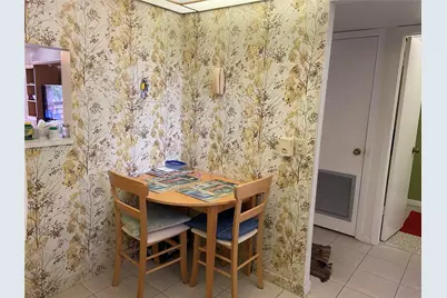 9581 Sunrise Lakes Blvd #202, Sunrise, FL 33322 - Photo 5