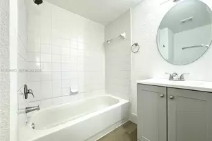 234 NW 84th St, Miami, FL 33150 - Photo 7