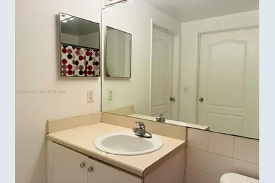 5085 NW 7th St #909, Miami, FL 33126 - Photo 9