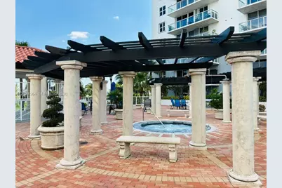 5085 NW 7th St #909, Miami, FL 33126 - Photo 11