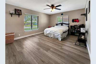 1359 NW 112th Ter, Coral Springs, FL 33071 - Photo 13