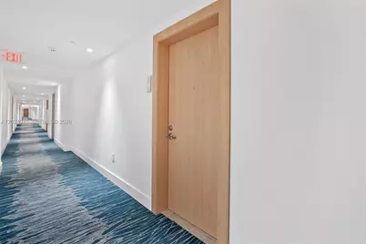 90 SW 3rd St #3810, Miami, FL 33130 - Photo 5