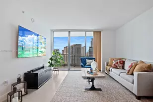 90 SW 3rd St, Miami, FL 33130 - Photo 7