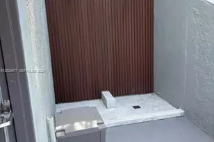 4000 NE 168th St, North Miami Beach, FL 33160 - Photo 29