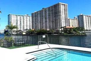 4000 NE 168th St, North Miami Beach, FL 33160 - Photo 5