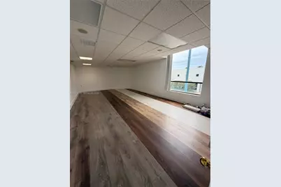 3080 SW 8th St, Miami, FL 33135 - Photo 31