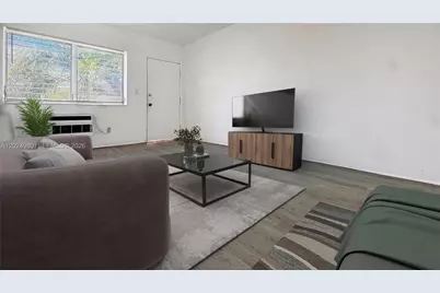 7717 Byron Ave #9, Miami Beach, FL 33141 - Photo 3