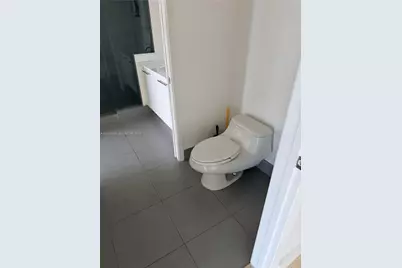 92 SW 3rd St #3909, Miami, FL 33130 - Photo 5