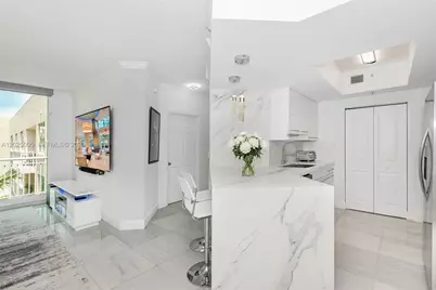 2000 N Bayshore Dr #619, Miami, FL 33137 - Photo 21