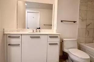 1060 Brickell Ave, Miami, FL 33131 - Photo 13
