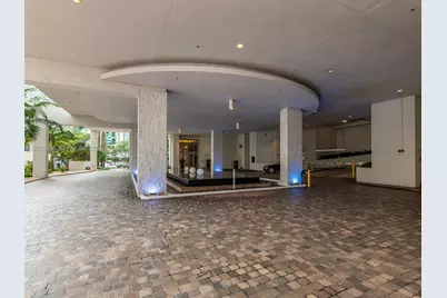 1060 Brickell Ave #2515, Miami, FL 33131 - Photo 23
