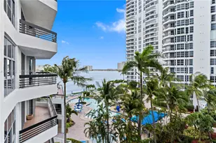19195 NE 36th Ct, Aventura, FL 33180 - Photo 13