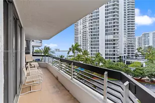 19195 NE 36th Ct, Aventura, FL 33180 - Photo 19