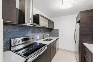 3625 N Country Club Dr, Aventura, FL 33180 - Photo 3