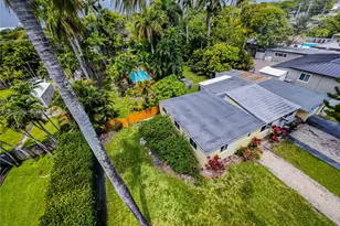 548 East Dr, Miami Springs, FL 33166 - Photo 5