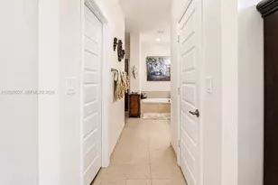 19220 NE 9th Pl, Miami, FL 33179 - Photo 25