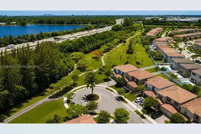 19220 NE 9th Pl, Miami, FL 33179 - Photo 37