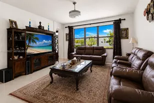 19220 NE 9th Pl, Miami, FL 33179 - Photo 9