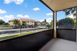 5661 Riverside Dr, Coral Springs, FL 33067 - Photo 11